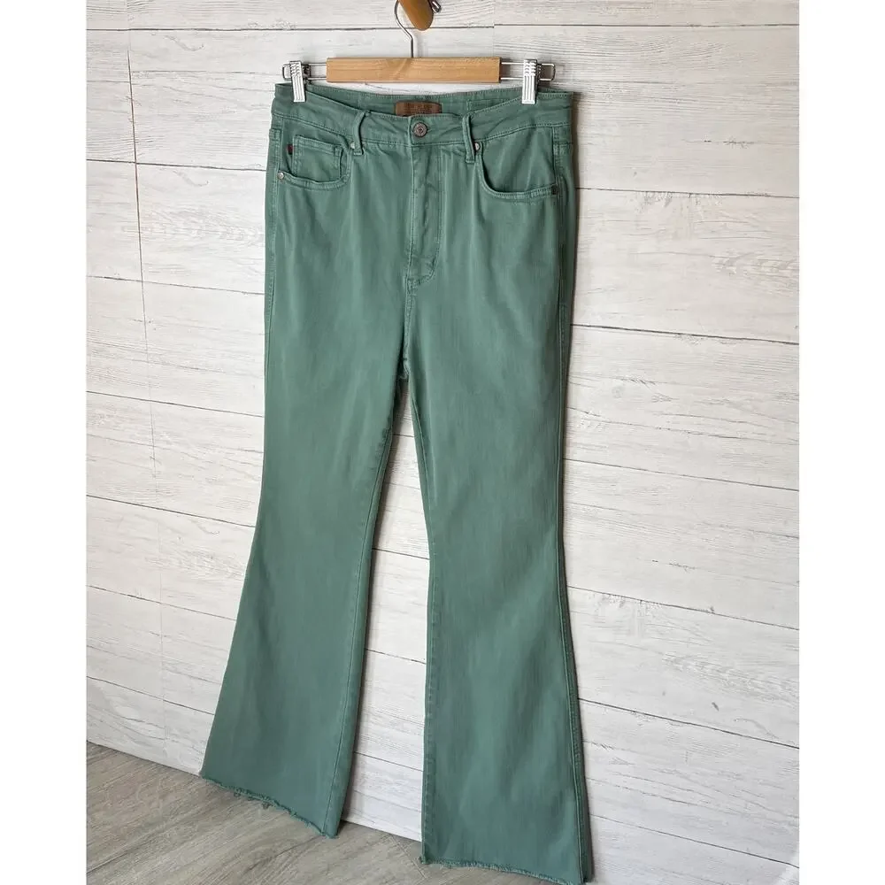 Judy Blue Jeans Womens Size 13/31 Green Garment Dyed Boot Cut Raw Hem - Picture 4 of 16